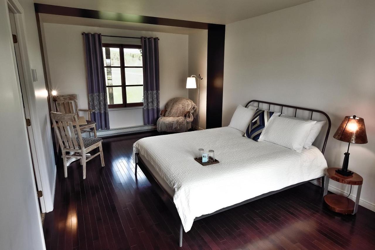 Auberge Le 112 Saint-André Eksteriør billede