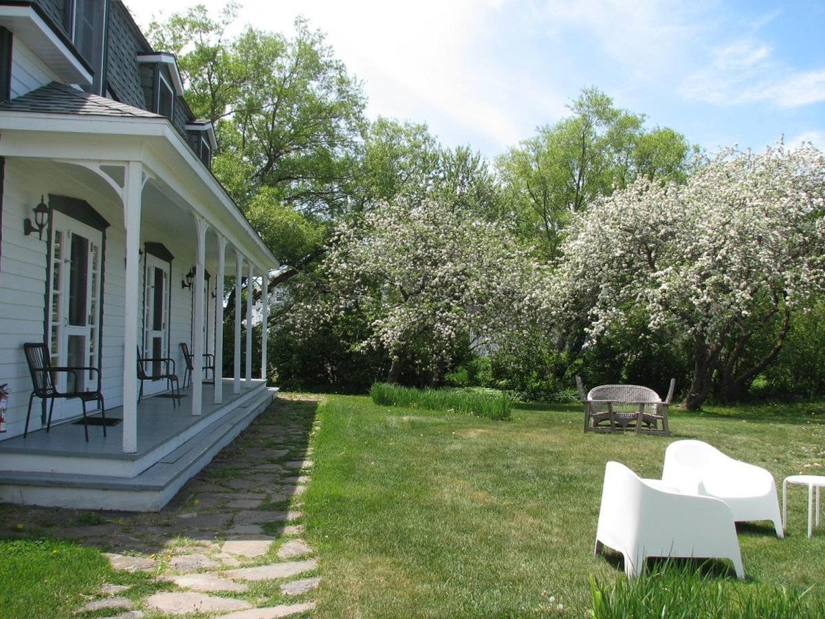 Auberge Le 112 Saint-André Eksteriør billede